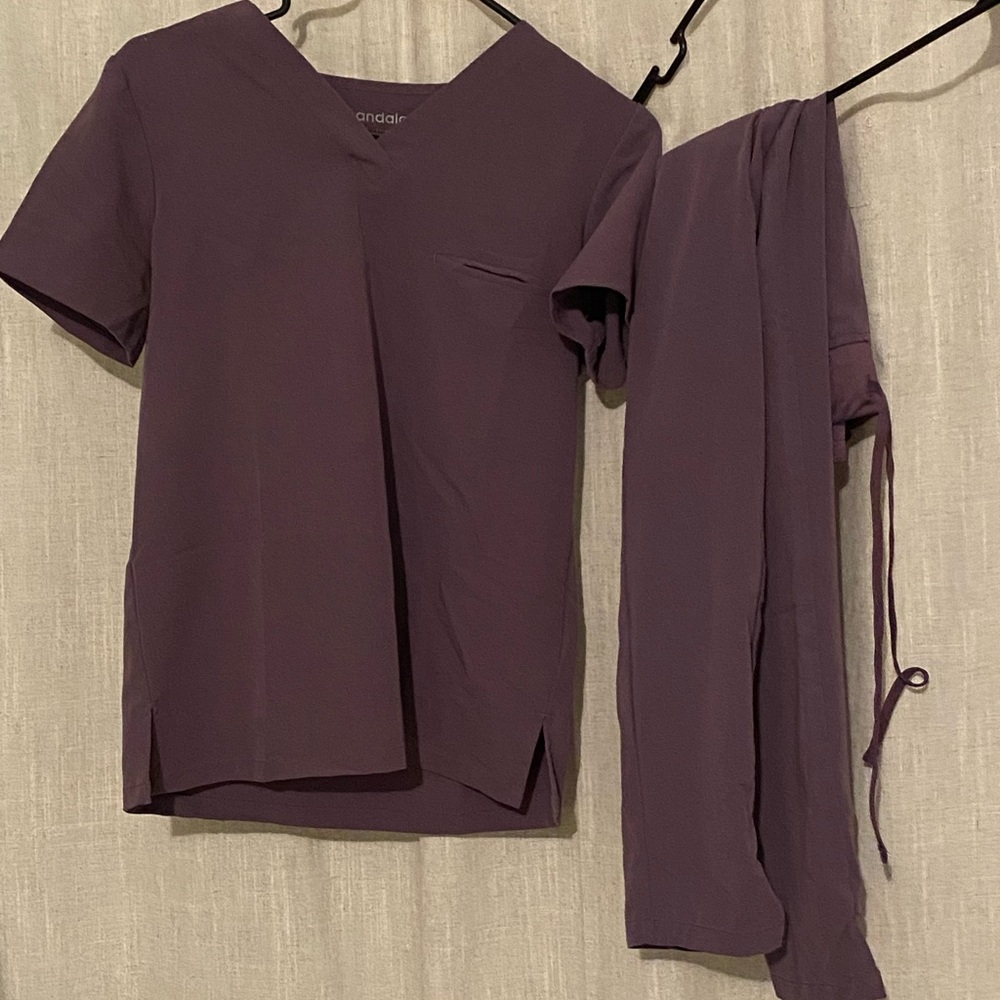 Mandala Purple Scrub Set